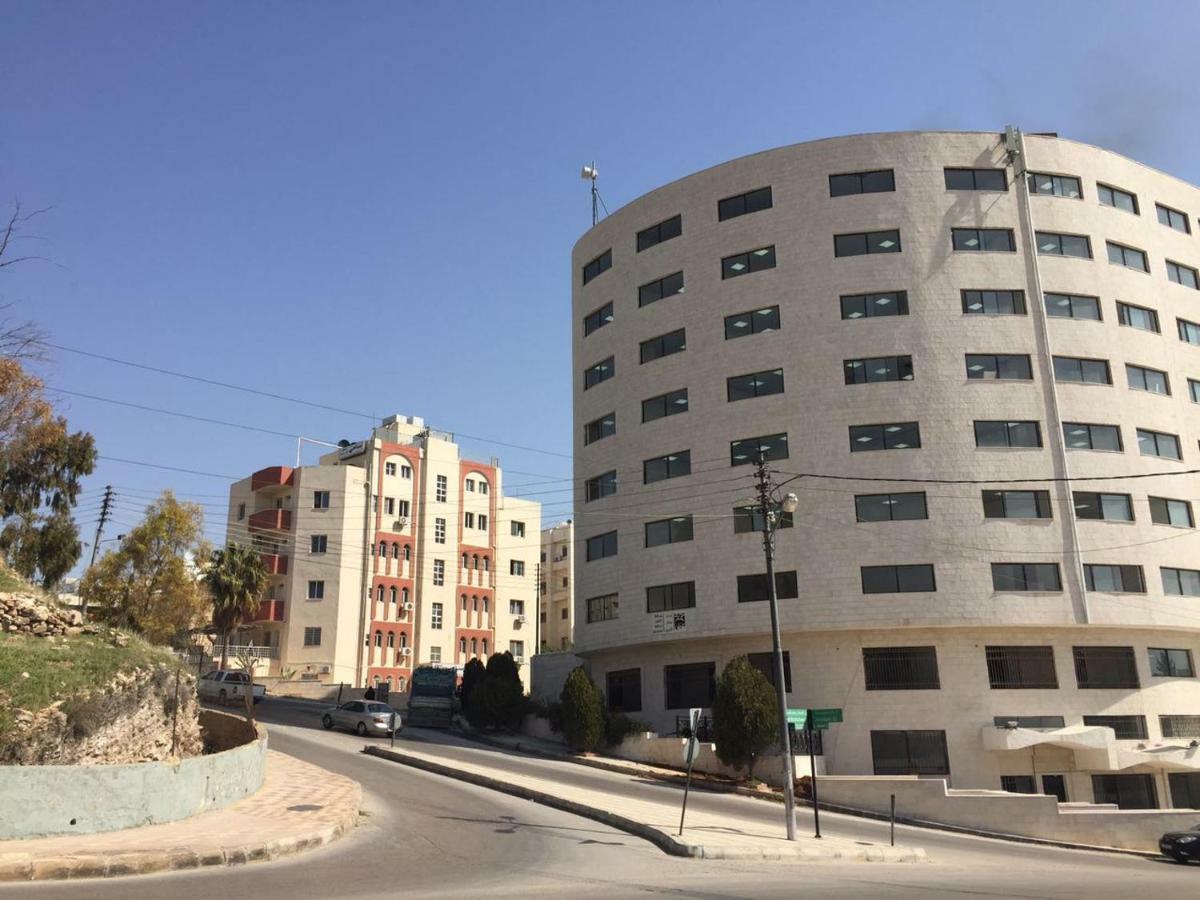 Sami Apartments Amman Exteriör bild